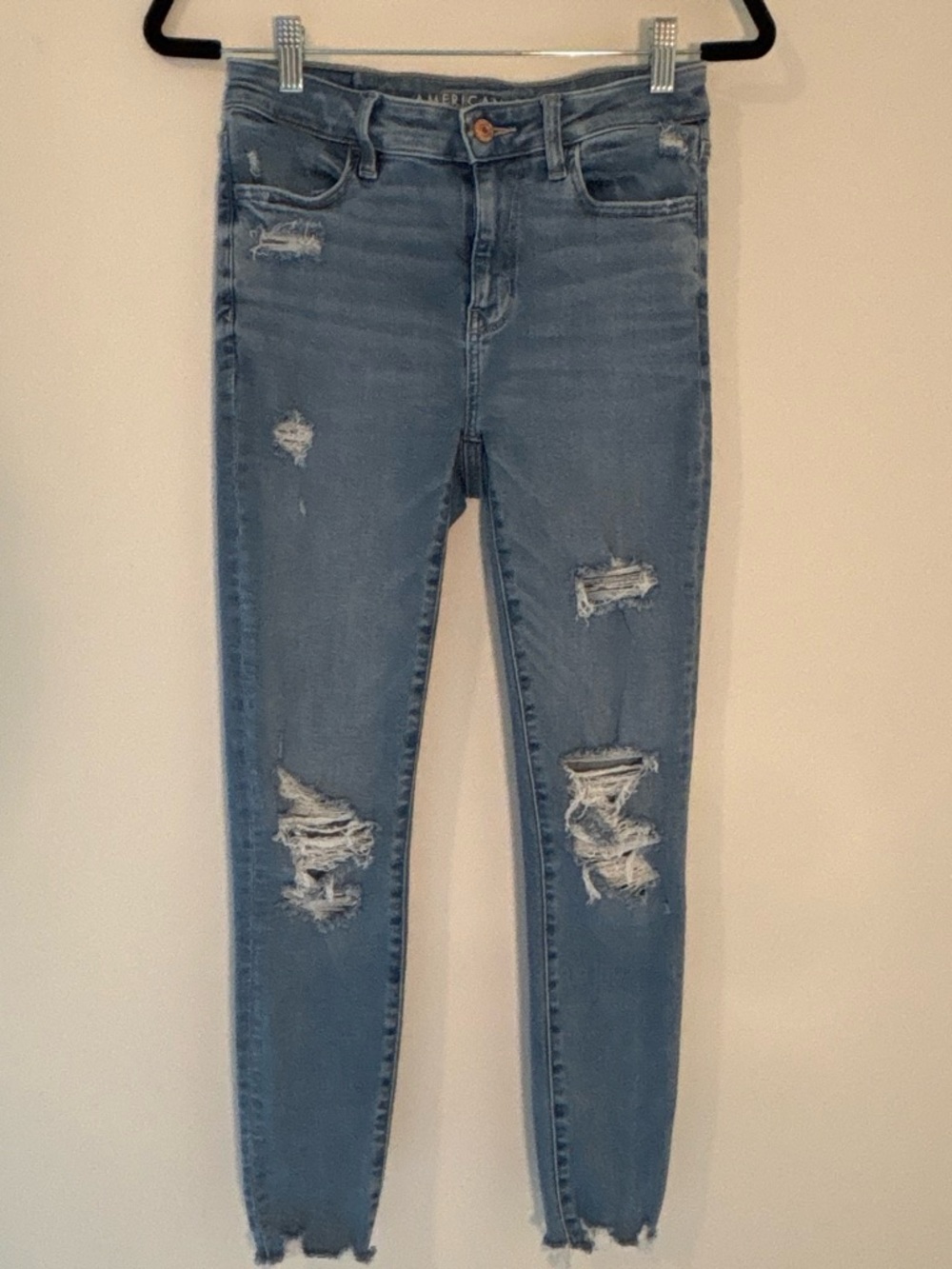 American Eagle Outfitters Light Blue Distressed Skinny Jeans